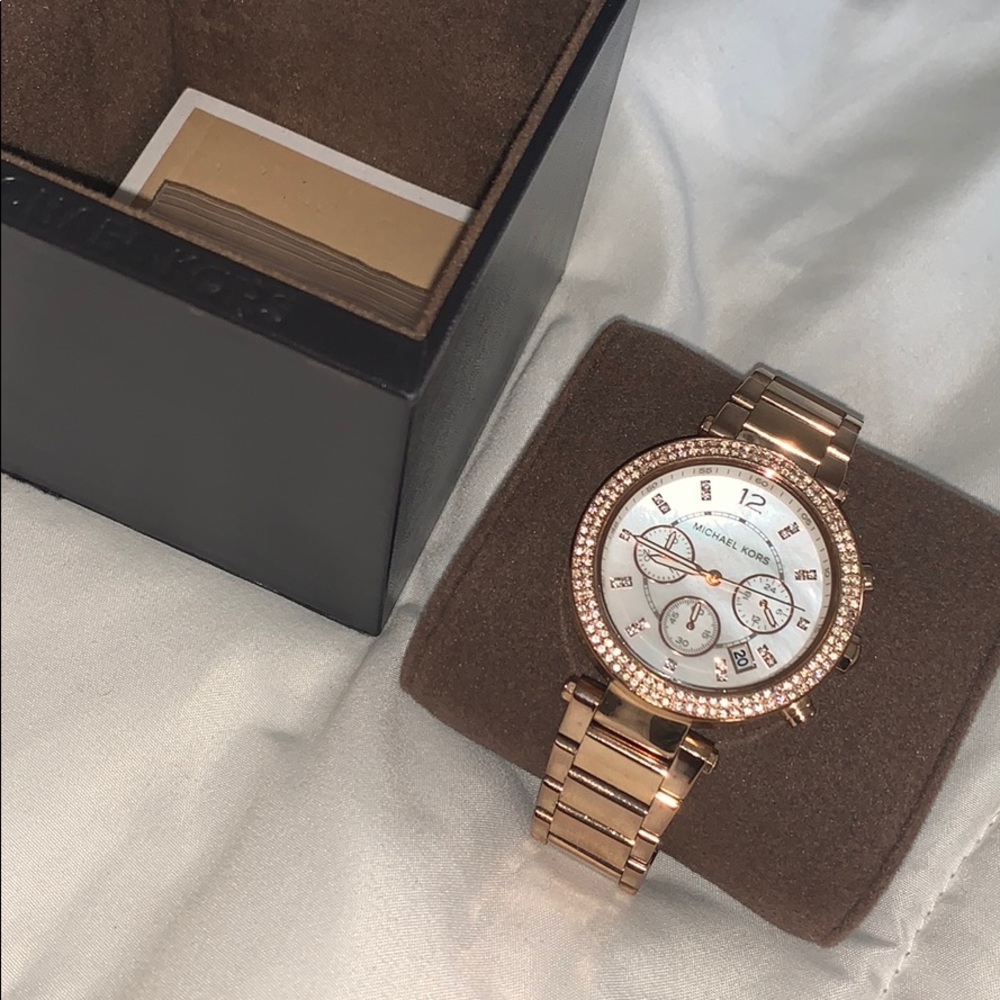 Michael Kors watch - Picture 1 of 3